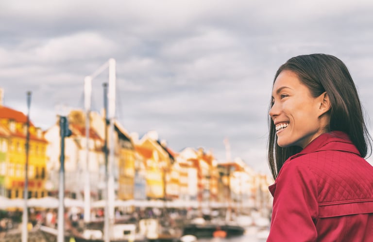 Woman looking out over Nyhavn